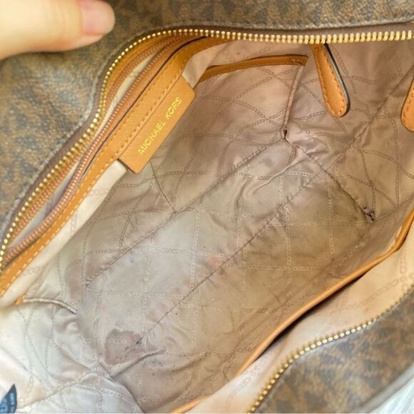 MICHAEL KORS Acorn Pocket Jet Set Joe Tote Shoulder Bag - Picture 8 of 8